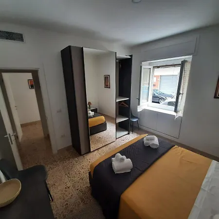La Strelizia Apartment *